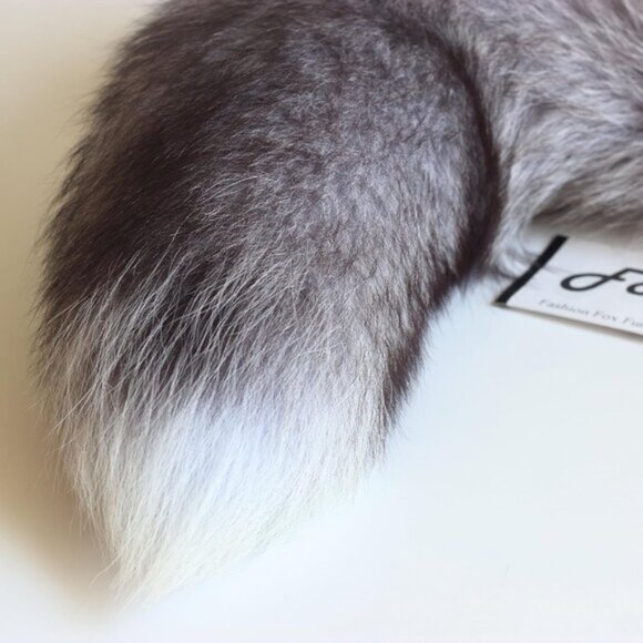 ⚡ Fluffy Sunny Fox Tail Fur Cosplay Handbag Accessories Key Chain Ring Hook - Picture 4 of 7